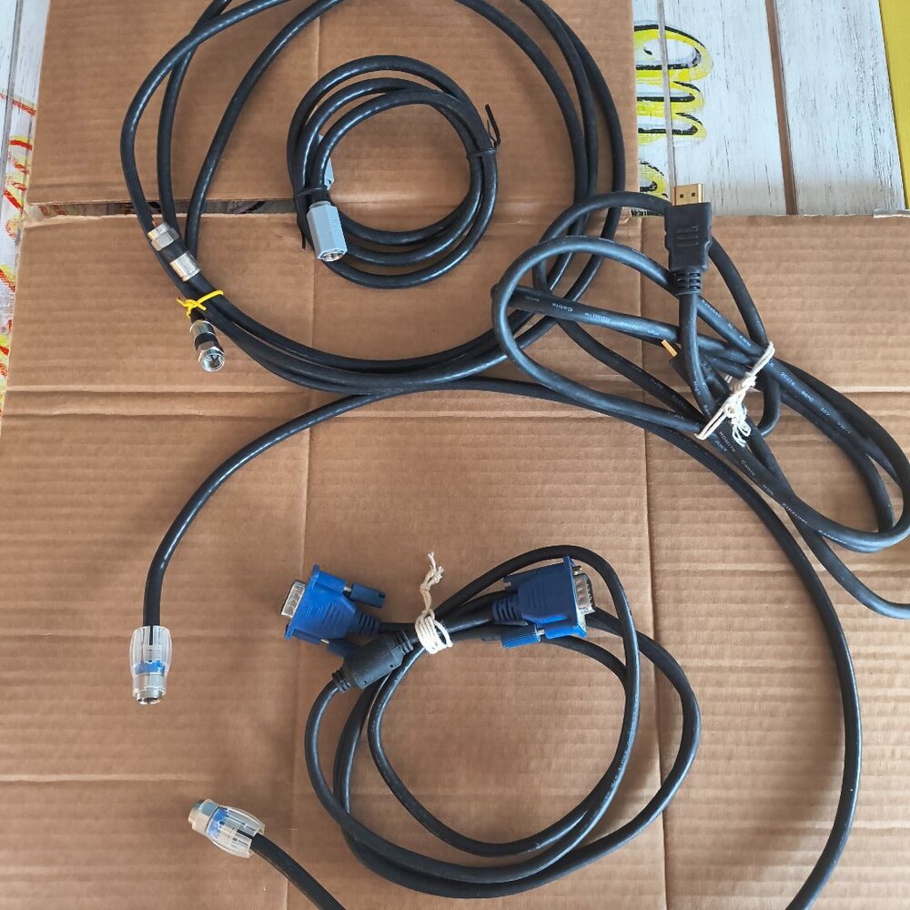 Lot of 5 various computer coaxial cables, 1 HDMI